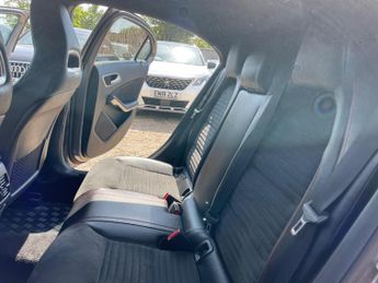 Mercedes-Benz A Class 2.1 A200d AMG Line (Premium) 7G-DCT Euro 6 (s/s) 5dr