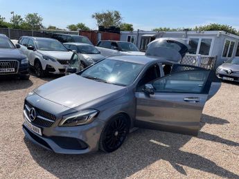 Mercedes-Benz A Class 2.1 A200d AMG Line (Premium) 7G-DCT Euro 6 (s/s) 5dr
