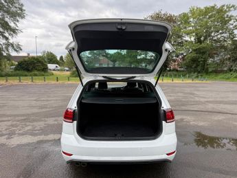 Volkswagen Golf 2.0 TDI GTD BlueLine DSG Euro 6 (s/s) 5dr