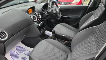 Vauxhall Corsa 1.4 16V SE Euro 5 5dr