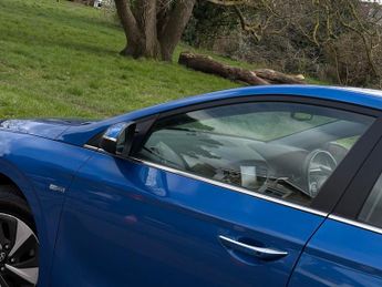 Hyundai IONIQ 1.6 h-GDi Premium DCT Euro 6 (s/s) 5dr