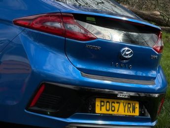 Hyundai IONIQ 1.6 h-GDi Premium DCT Euro 6 (s/s) 5dr