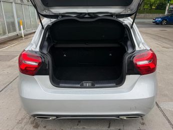 Mercedes-Benz A Class 2.1 A200d Sport Edition Plus 7G-DCT Euro 6 (s/s) 5dr