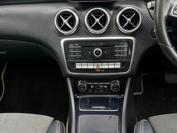 Mercedes-Benz A Class 2.1 A200d Sport Edition Plus 7G-DCT Euro 6 (s/s) 5dr