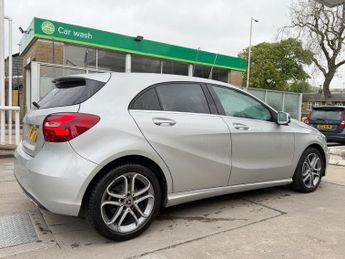 Mercedes-Benz A Class 2.1 A200d Sport Edition Plus 7G-DCT Euro 6 (s/s) 5dr