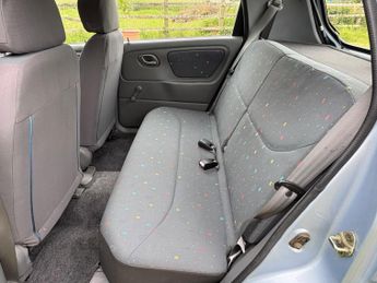 Suzuki Alto 1.1 GL 5dr