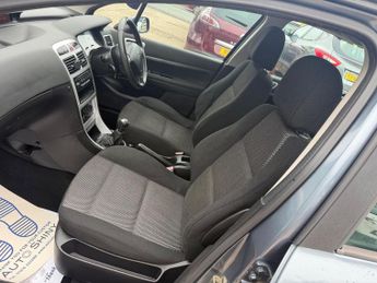 Peugeot 307 1.6 HDi S 5dr