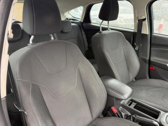 Ford Focus 1.0T EcoBoost Zetec Euro 6 (s/s) 5dr
