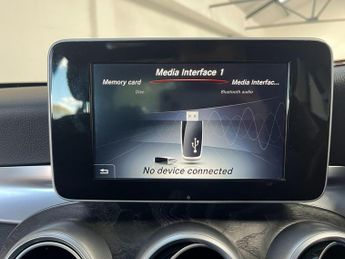 Mercedes-Benz C Class 2.1 C220d AMG Line (Premium) 7G-Tronic+ Euro 6 (s/s) 4dr