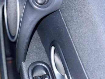 Renault Clio 1.6 VVT Dynamique TomTom Auto Euro 5 5dr