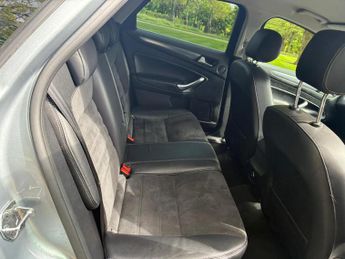 Ford Mondeo 2.0 TDCi Titanium X Business Edition Powershift Euro 5 5dr