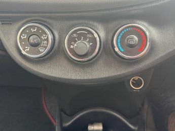 Toyota Yaris 1.33 Dual VVT-i TR Euro 5 5dr
