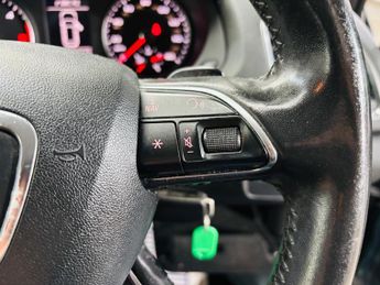 Audi Q3 2.0 TDI SE S Tronic quattro Euro 5 (s/s) 5dr