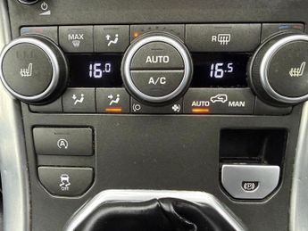 Land Rover Range Rover Evoque 2.0 eD4 SE FWD Euro 6 (s/s) 5dr
