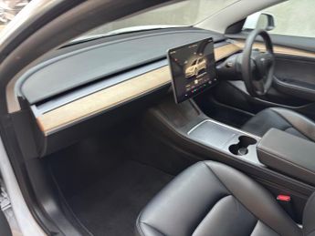 Tesla Model 3 (Dual Motor) Long Range Auto 4WDE 4dr
