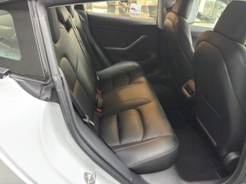 Tesla Model 3 (Dual Motor) Long Range Auto 4WDE 4dr