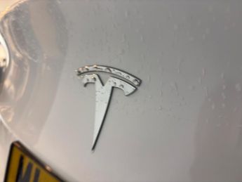 Tesla Model 3 (Dual Motor) Long Range Auto 4WDE 4dr