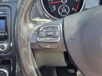 Volkswagen Golf 2.0 TDI BlueMotion Tech GT Cabriolet DSG Euro 5 (s/s) 2dr