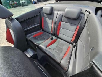 Volkswagen Golf 2.0 TDI BlueMotion Tech GT Cabriolet DSG Euro 5 (s/s) 2dr