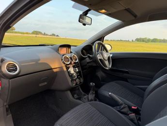 Vauxhall Corsa 1.2 16V Excite Euro 5 3dr (A/C)