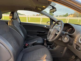 Vauxhall Corsa 1.2 16V Excite Euro 5 3dr (A/C)