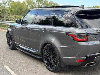 Land Rover Range Rover Sport 3.0 SD V6 HSE Dynamic Auto 4WD Euro 6 (s/s) 5dr