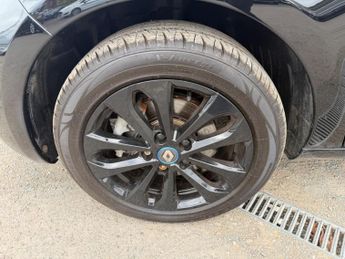 Renault Zoe R135 52kWh Iconic Auto 5dr (i, Rapid Charge)
