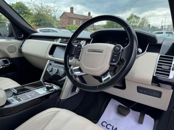 Land Rover Range Rover 4.4 SD V8 Vogue SE Auto 4WD Euro 6 (s/s) 5dr
