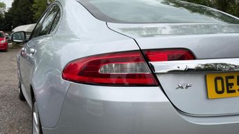 Jaguar XF 2.7d V6 Premium Luxury Auto Euro 4 4dr