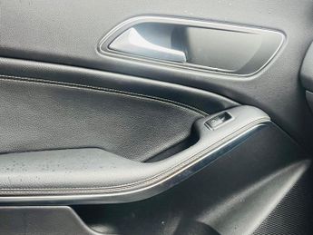Mercedes-Benz CLA 2.1 CLA220d Sport Coupe 7G-DCT Euro 6 (s/s) 4dr