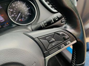 Nissan Qashqai 1.3 DIG-T N-Connecta DCT Auto Euro 6 (s/s) 5dr
