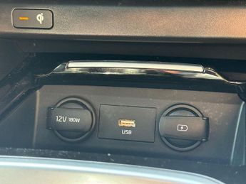 Kia XCeed 1.6 GDi 8.9kWh First Edition DCT Euro 6 (s/s) 5dr
