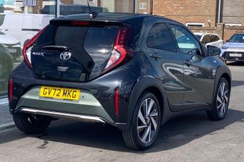 Toyota Aygo X 1.0 VVT-i Exclusive Hatchback 5dr Petrol x-shift Euro 6 (s/s) (7
