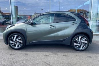 Toyota Aygo X 1.0 VVT-i Exclusive Hatchback 5dr Petrol x-shift Euro 6 (s/s) (7