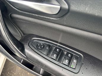 BMW 1 Series 2.0 116d Sport Auto Euro 5 (s/s) 5dr