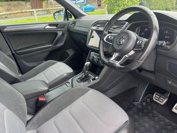 Volkswagen Tiguan 2.0 TDI R-Line DSG Euro 6 (s/s) 5dr