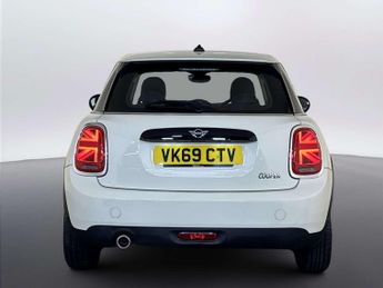 MINI Hatch 1.5 Cooper Classic Hatchback 5dr Petrol Manual Euro 6 (s/s) (136