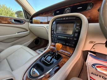 Jaguar XJ 3.0 XJ6 4dr