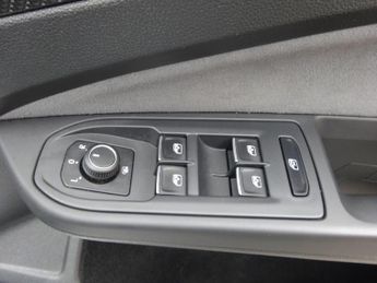 Volkswagen Golf 1.5 eTSI MHEV R-Line DSG Euro 6 (s/s) 5dr