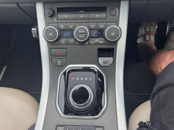Land Rover Range Rover Evoque 2.2 SD4 Dynamic Auto 4WD Euro 5 5dr