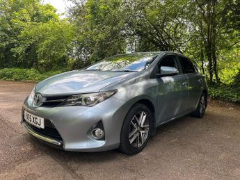 Toyota Auris 1.6 V-Matic Icon Plus Euro 5 5dr