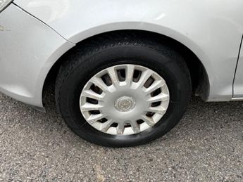 Vauxhall Corsa 1.2i 16v Life 5dr