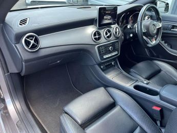Mercedes-Benz CLA 2.1 CLA220d AMG Line Coupe 7G-DCT 4MATIC Euro 6 (s/s) 4dr