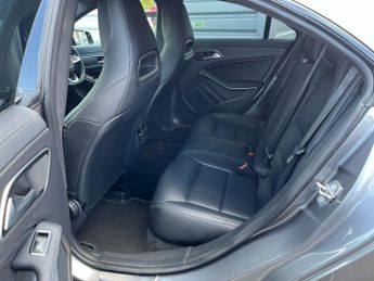 Mercedes-Benz CLA 2.1 CLA220d AMG Line Coupe 7G-DCT 4MATIC Euro 6 (s/s) 4dr