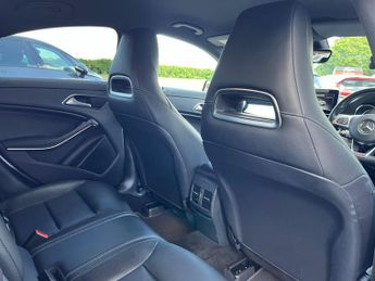 Mercedes-Benz CLA 2.1 CLA220d AMG Line Coupe 7G-DCT 4MATIC Euro 6 (s/s) 4dr