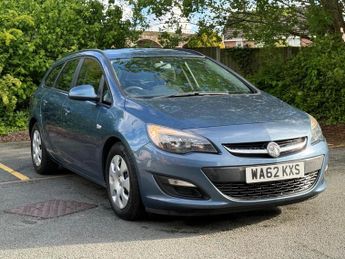 Vauxhall Astra 1.3 CDTi ecoFLEX ES Sports Tourer Euro 5 (s/s) 5dr
