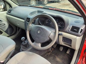 Renault Clio 1.2 Authentique 3dr