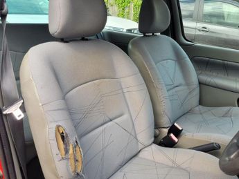 Renault Clio 1.2 Authentique 3dr