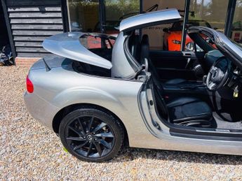 Mazda MX5 2.0i Roadster Powershift Euro 5 2dr