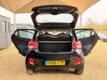 Hyundai i10 1.0 SE Euro 5 5dr